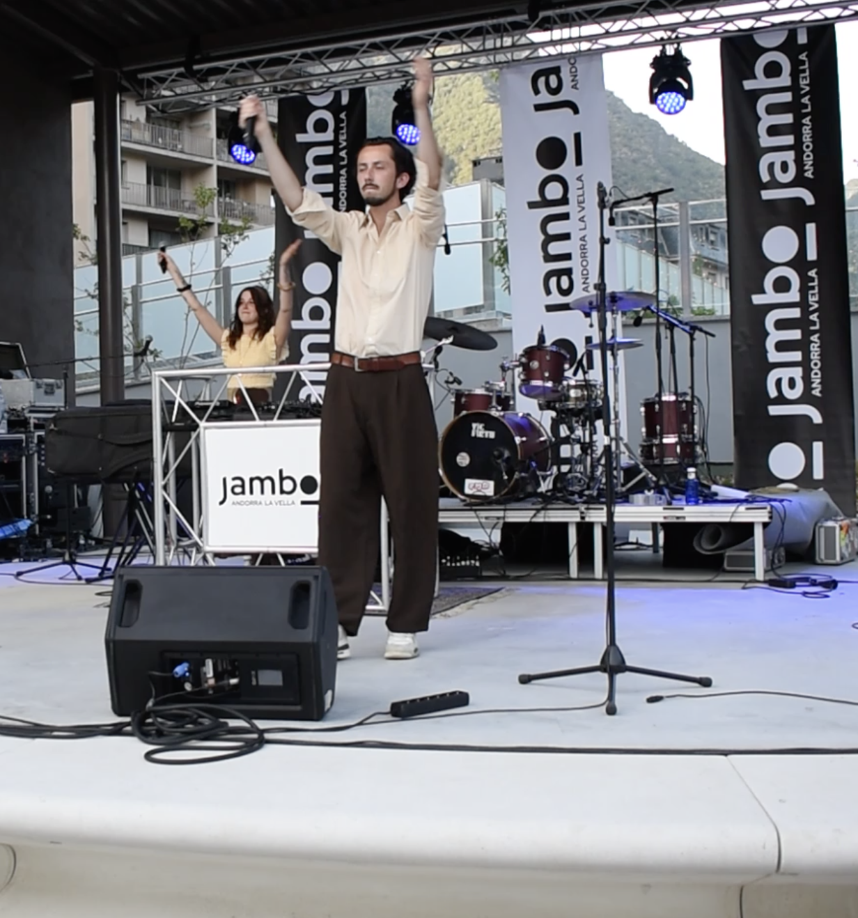 Photo de MANSIRE: auteur compositeur interprète à Caen 