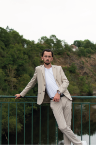 Photo de MANSIRE: auteur compositeur interprète à Caen 